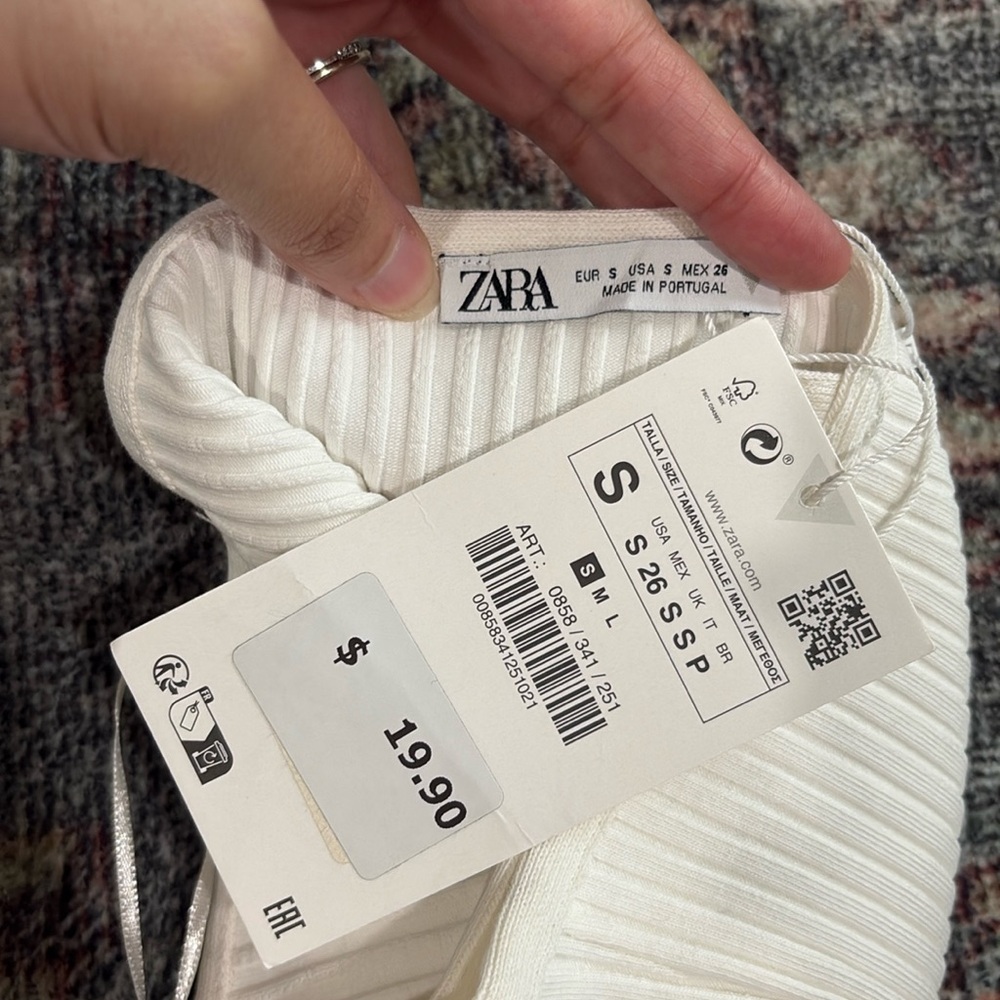 Zara | Ribbed Asymmetrical Top | Small - Picture 4 of 8